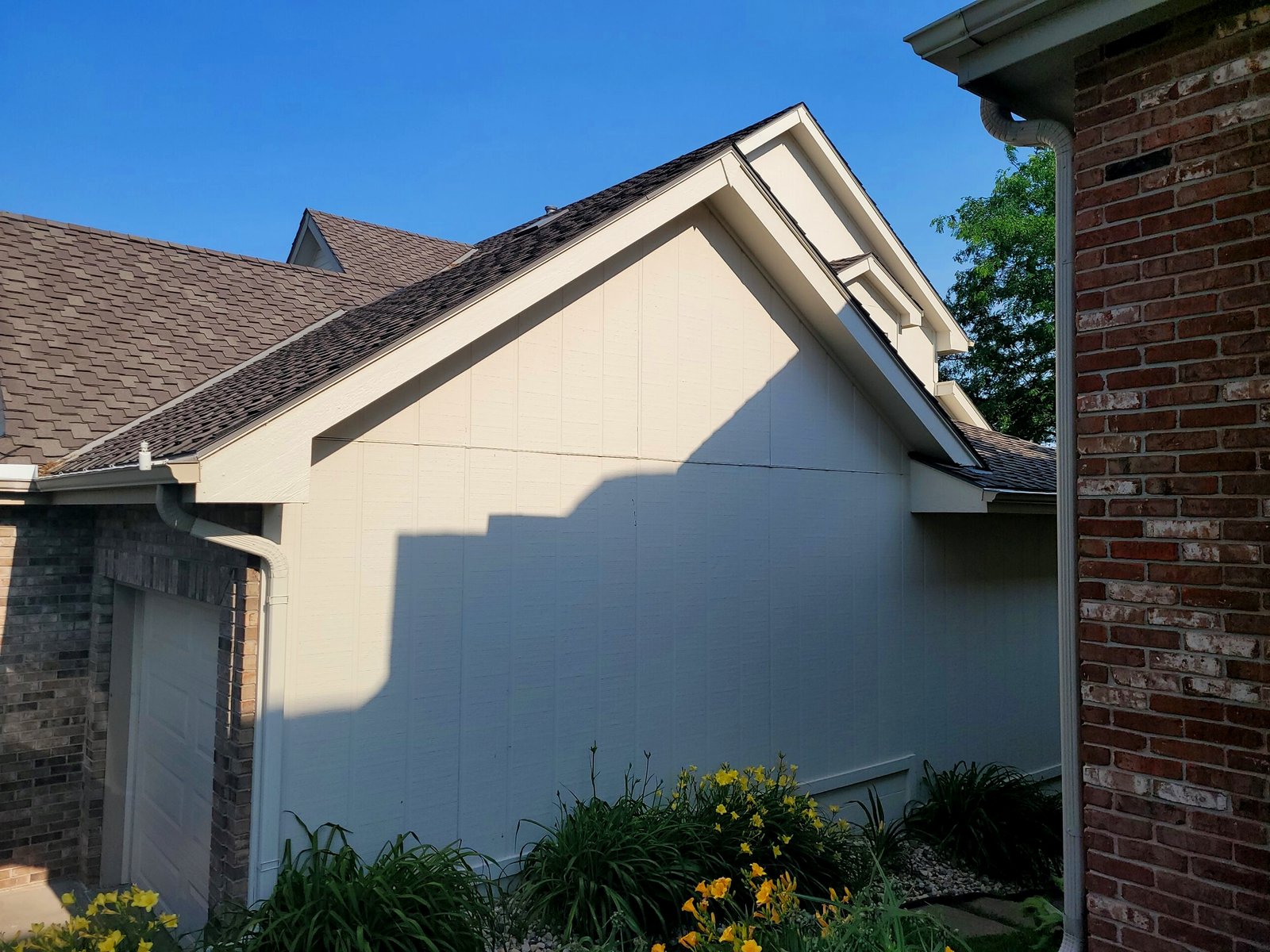 Trusted Roofing and Gutter Professionals